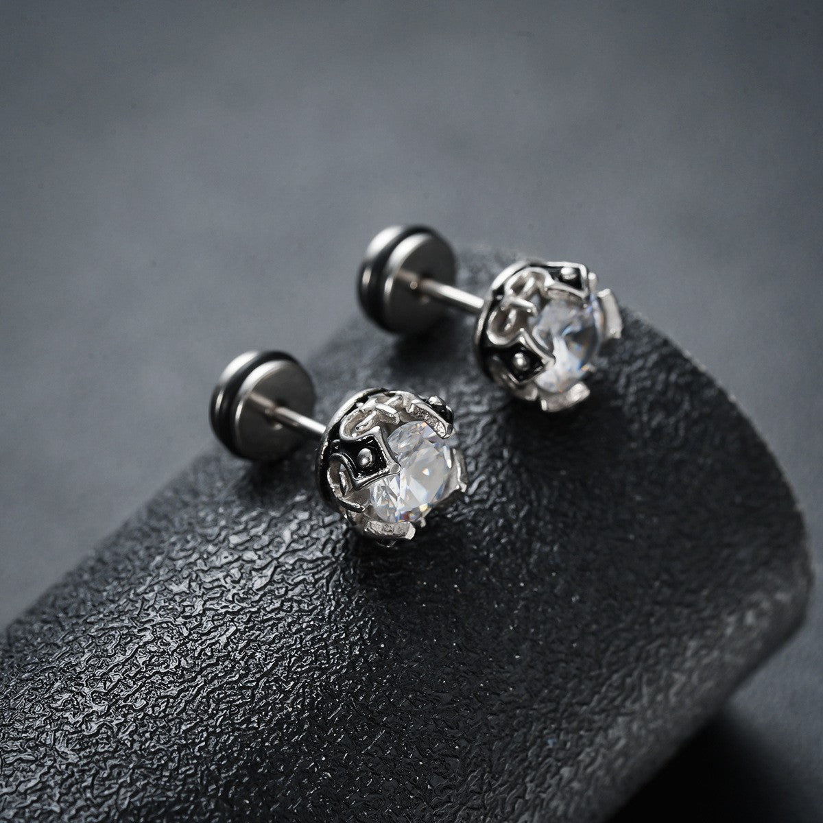 New Fashion Trendy Men's Ear Studs & Ear Cuffs, Personality All-Match Earrings For Women, High-End Luxury Jewelry Accessories