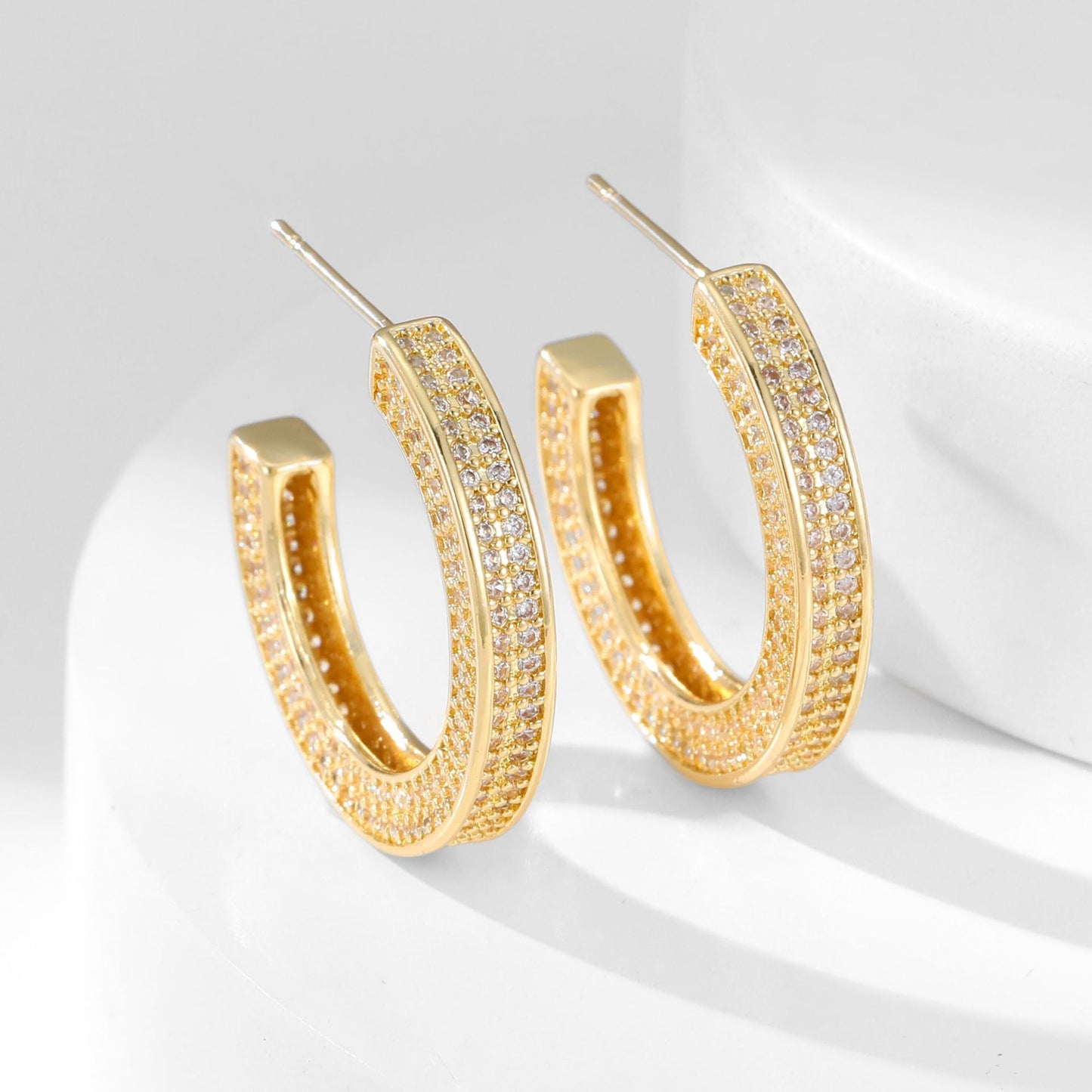 Simple Design Micro-inlaid Zircon Earrings