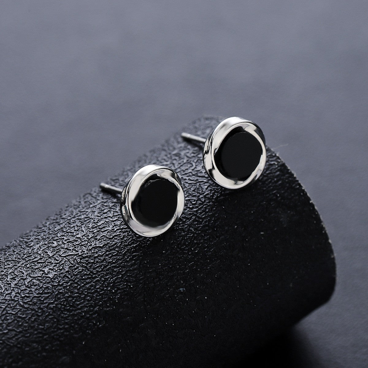 New Fashion Trendy Men's Ear Studs & Ear Cuffs, Personality All-Match Earrings For Women, High-End Luxury Jewelry Accessories